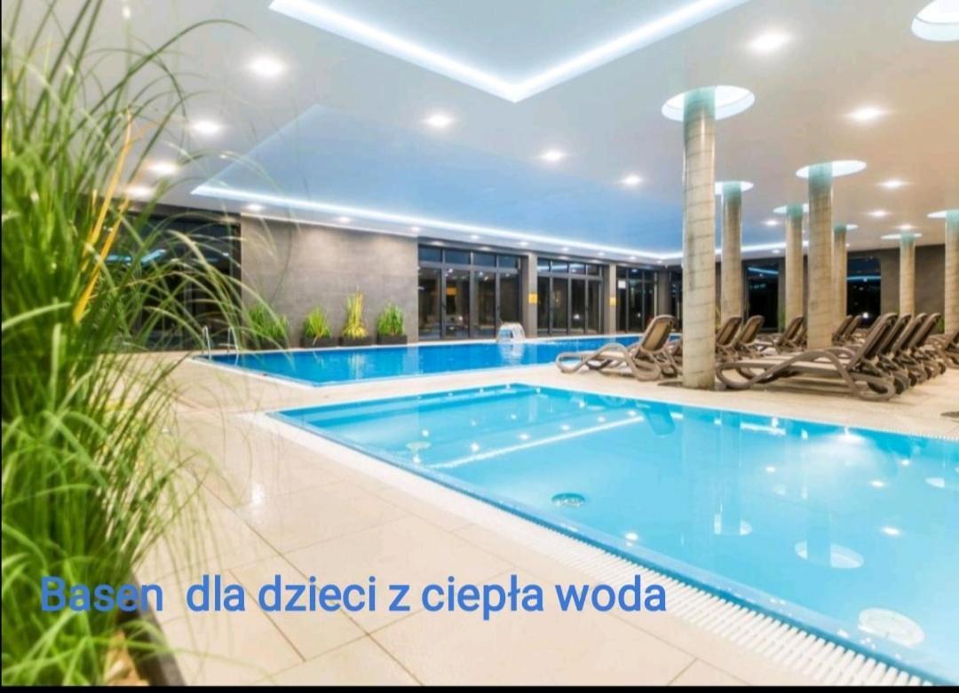 Morze Kolobrzeg Basen Kryty Lägenhet Exteriör bild